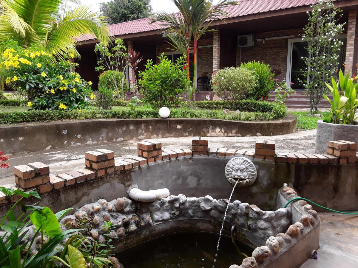 Balai Serama Guesthouse Kuala Tahan Extérieur photo
