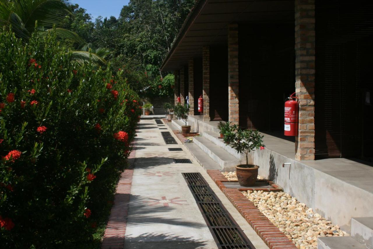 Balai Serama Guesthouse Kuala Tahan Extérieur photo