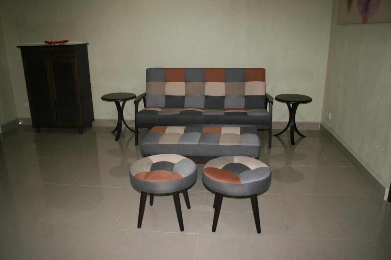 Balai Serama Guesthouse Kuala Tahan Extérieur photo